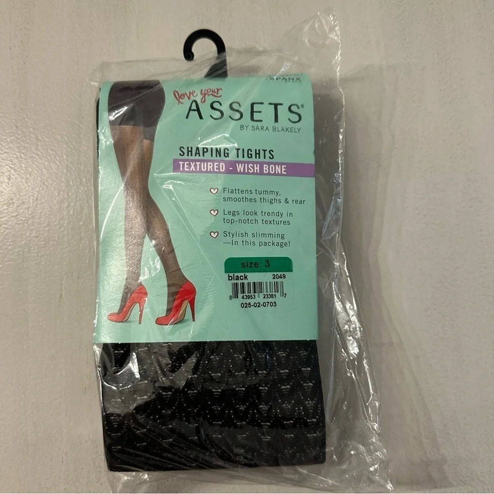 Assets by Sara Blakely Women’s Black Shaping Tights Textured Wishbone Sz 3 NWT